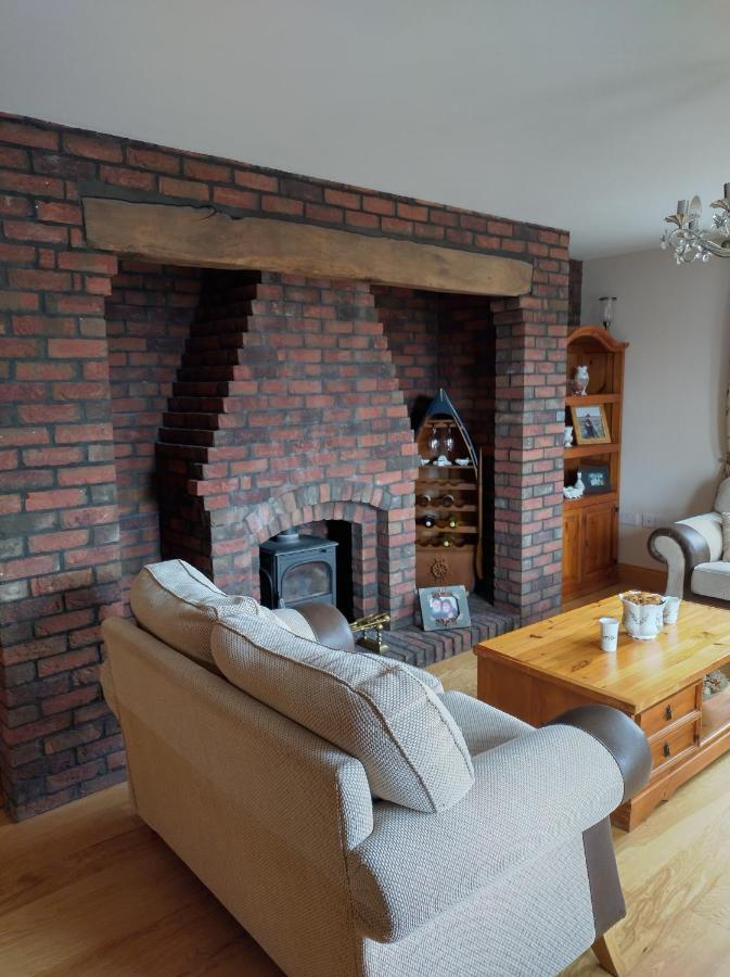 Glenn Eireann House Bed and Breakfast Cushendall Exteriör bild