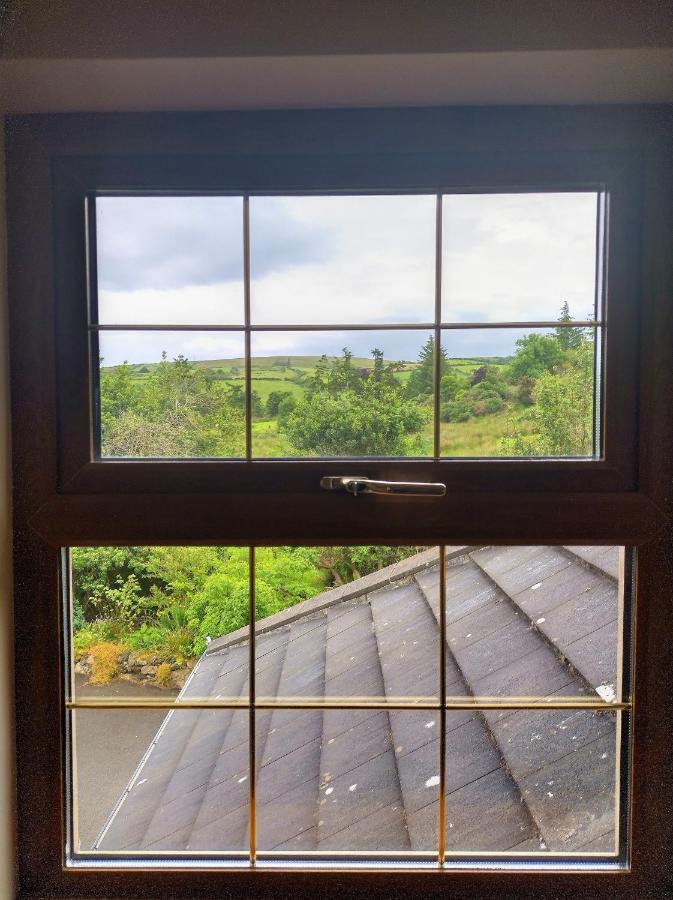 Glenn Eireann House Bed and Breakfast Cushendall Exteriör bild