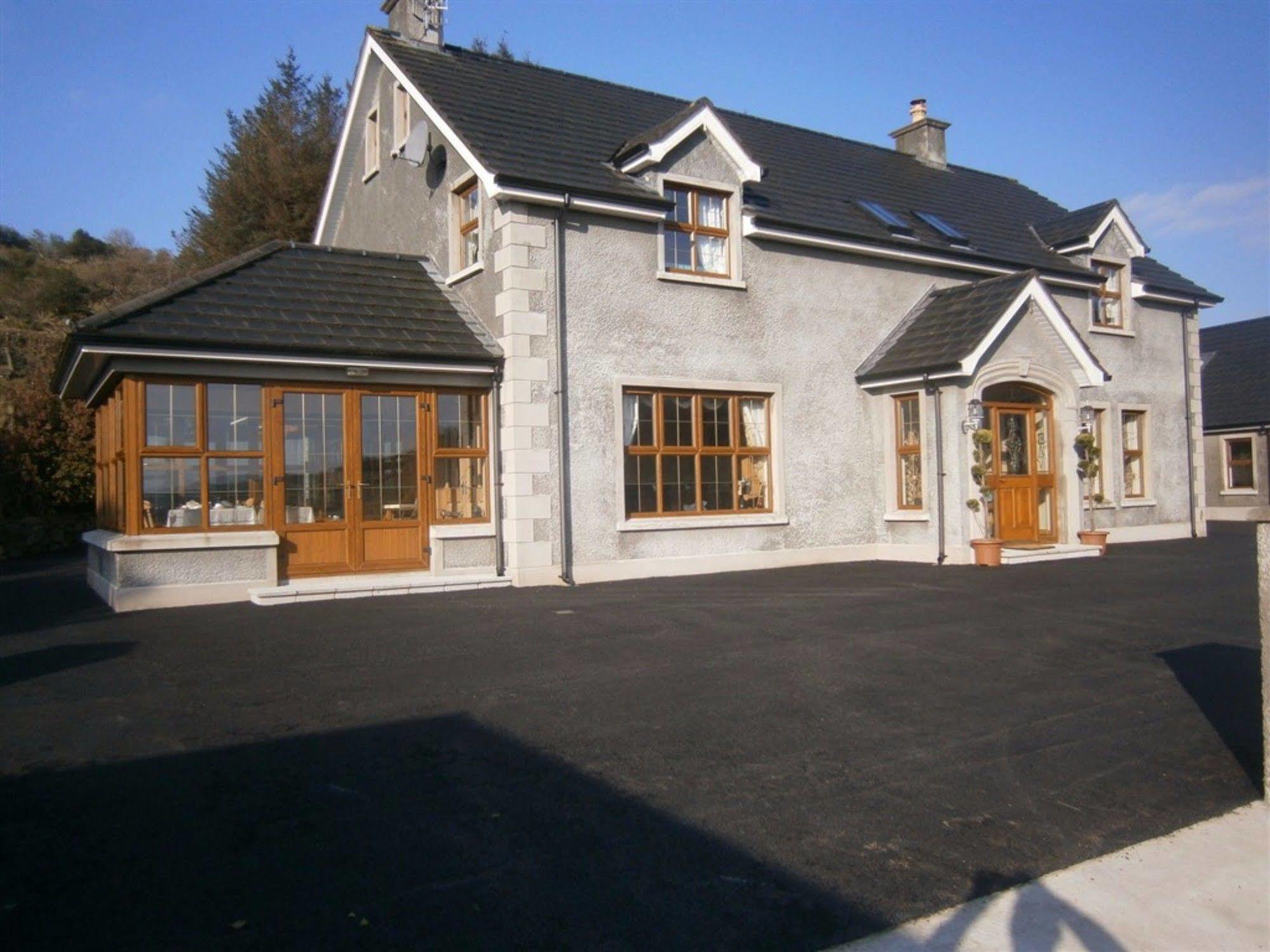 Glenn Eireann House Bed and Breakfast Cushendall Exteriör bild