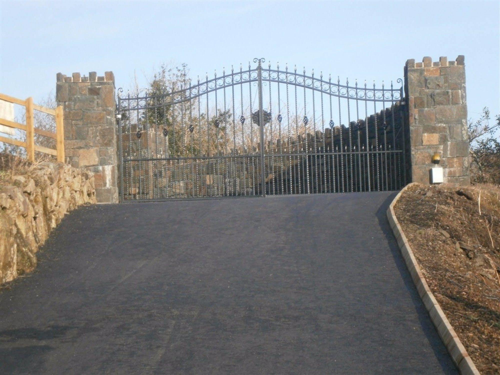 Glenn Eireann House Bed and Breakfast Cushendall Exteriör bild